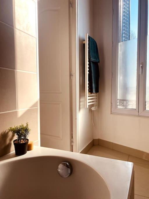 Proche Paris-Calme-Wifi-Netflix Apartment Вилжуиф Екстериор снимка